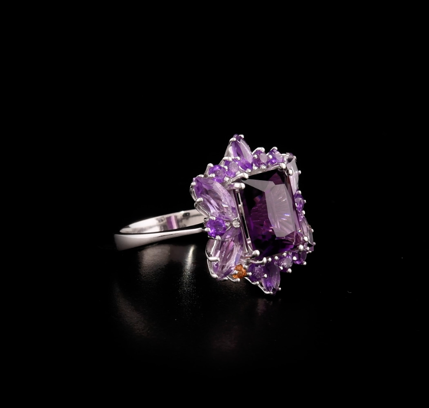 Singapore ring Almerni